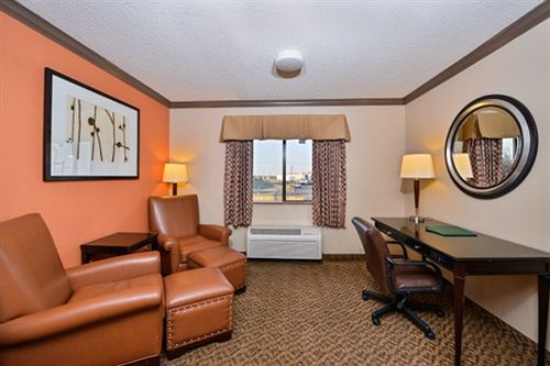 Hotel Quality Inn & Suites Beaumont  | Beaumont | Texas | United States 17