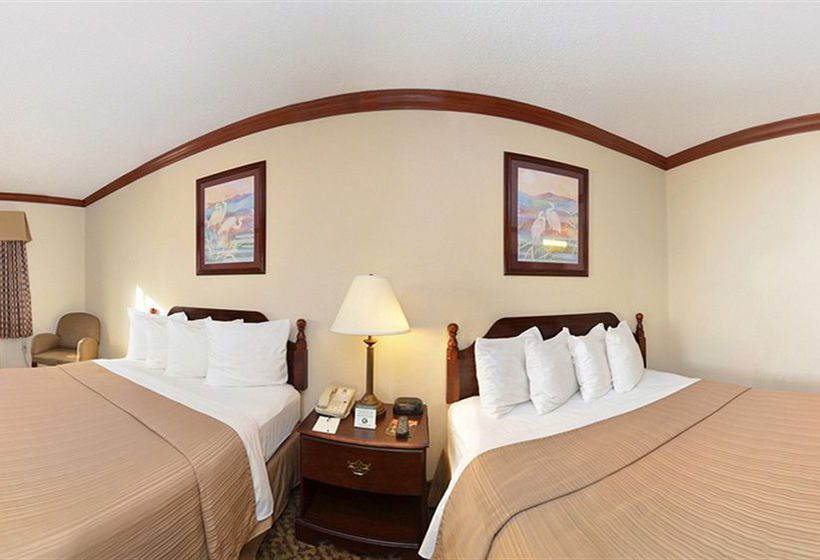 Hotel Quality Inn & Suites Beaumont  | Beaumont | Texas | United States 5