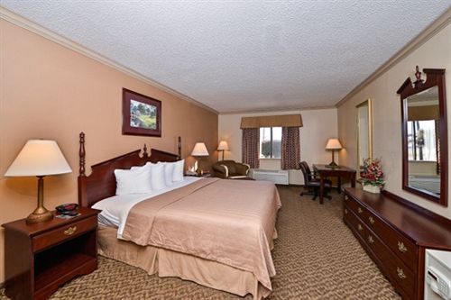 Hotel Quality Inn & Suites Beaumont  | Beaumont | Texas | United States 8