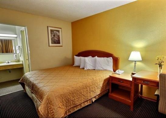 Hotel Econo Lodge Petersburg  | Petersburg | Virginia | United States 7