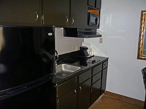 Belverdere Suites Hotel  | Arlington | Texas | United States 5