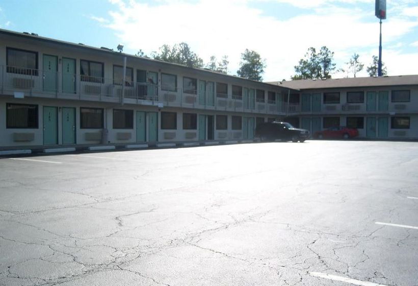 Hotel Econo Lodge Macon  | Macon | Georgia | United States 11