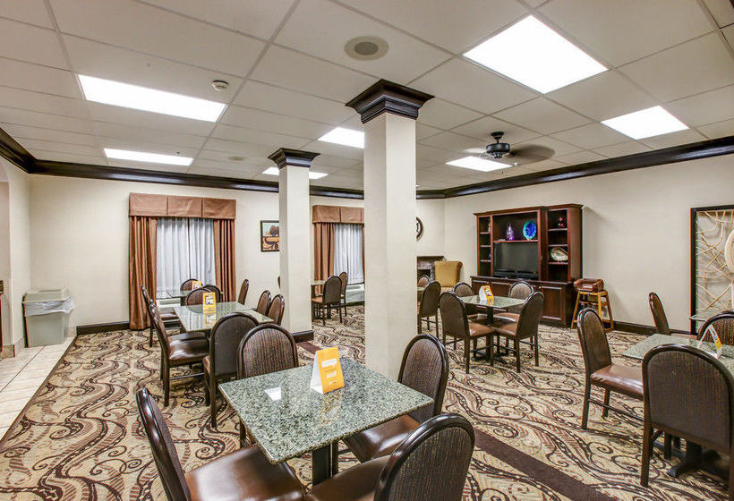 Hotel Comfort Suites At Rivergate Mall  | Goodlettsville | Tennessee | United States 7