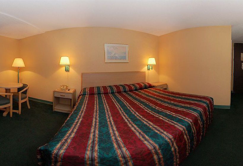 Hotel Econo Lodge Forsyth  | Forsyth | Georgia | United States 1