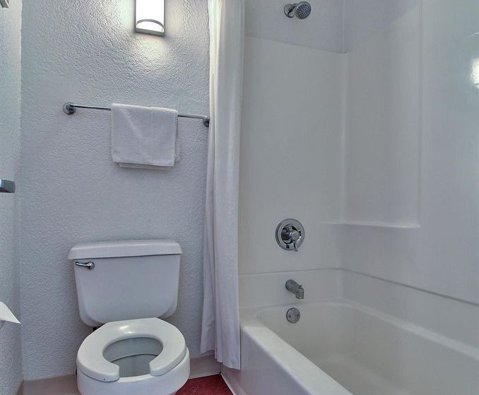 Motel 6 Phoenix Airport 24th Street  | Phoenix | Arizona | United States 15