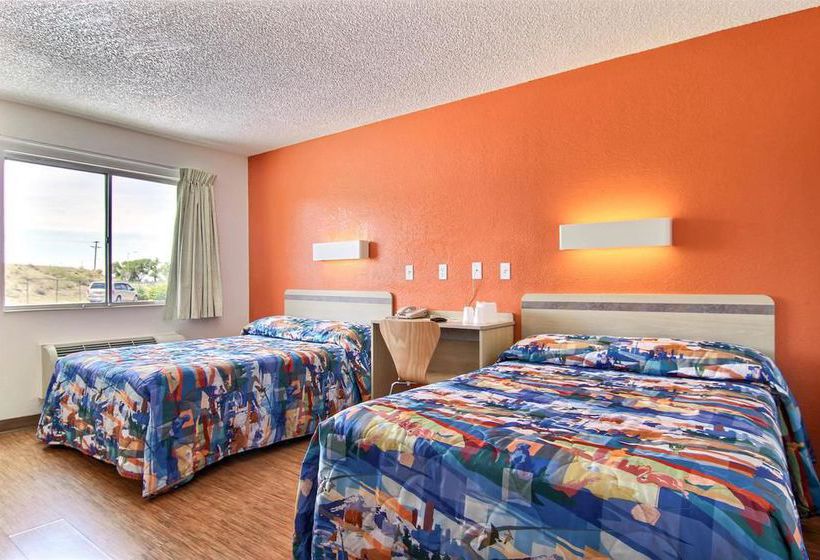 Motel 6 Albuquerque South Airport  | Albuquerque | New Mexico | United States 7