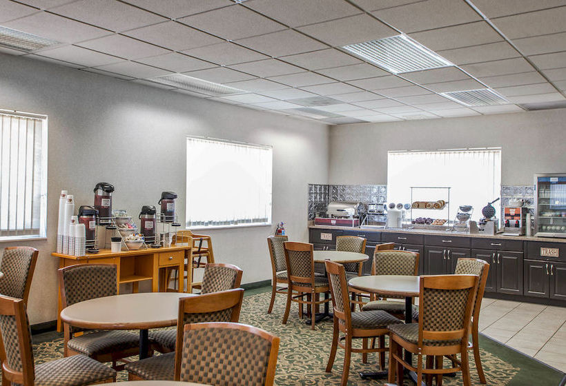Hotel Comfort Suites Peoria  | Peoria | Illinois | United States 1