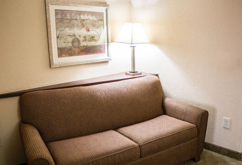 Hotel Comfort Suites Brunswick  | Brunswick | Georgia | United States 19