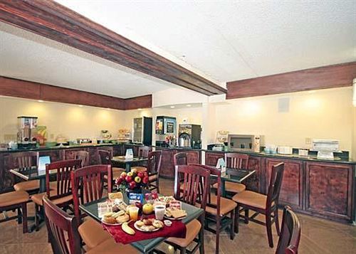 Hotel Quality Inn & Suites Coliseum  Greensboro Carolina del Norte