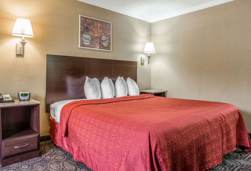 Hotel Quality Inn & Suites Ft. Jackson Maingate  | Columbia | South Carolina | United States 13