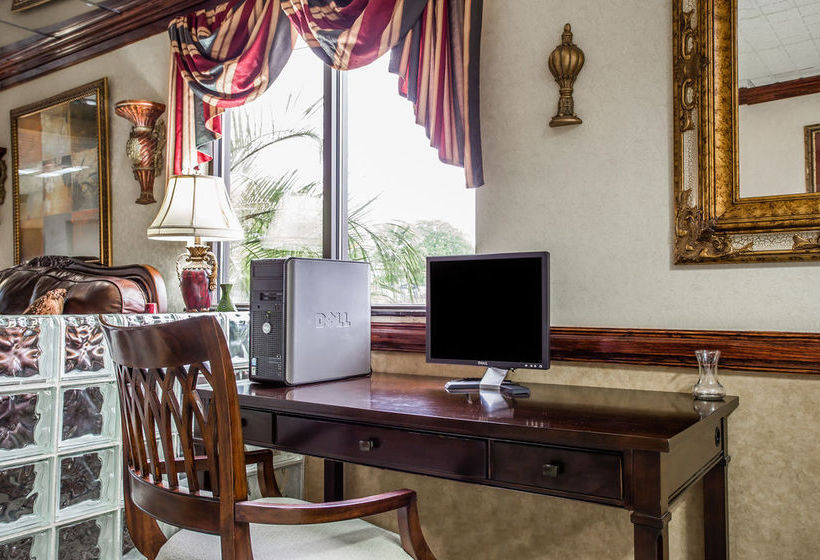 Hotel Quality Inn & Suites Ft. Jackson Maingate  | Columbia | South Carolina | United States 3