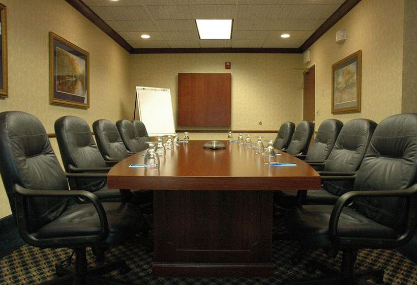 Hotel Holiday Inn Express Manchester Airport  | Manchester | New Hampshire | United States 14