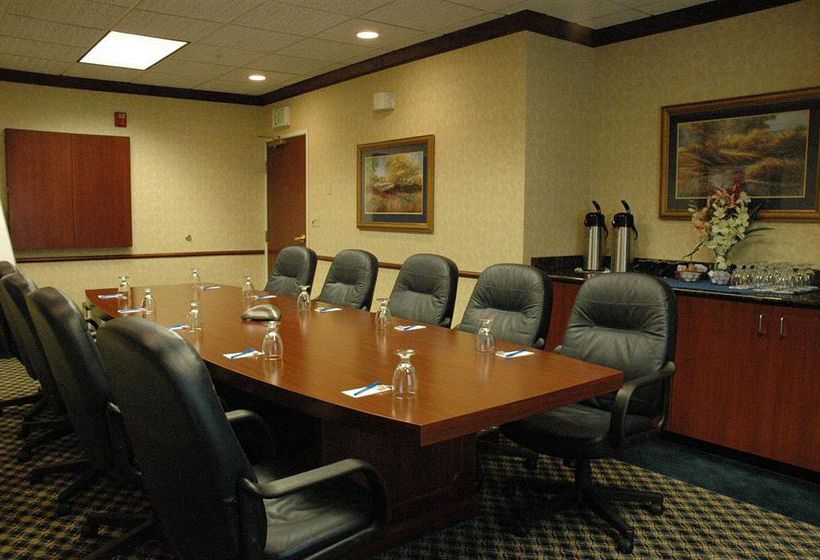 Hotel Holiday Inn Express Manchester Airport  | Manchester | New Hampshire | United States 18