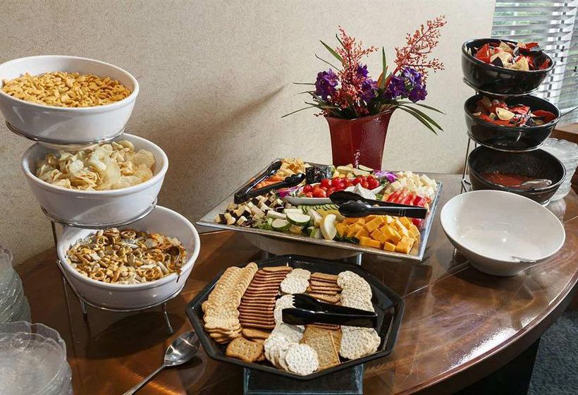 Hotel Embassy Suites Cleveland Rockside  | Independence | Ohio | United States 7