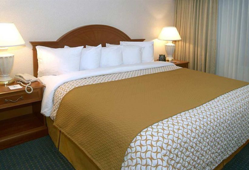 Hotel Embassy Suites Cleveland Rockside  | Independence | Ohio | United States 8