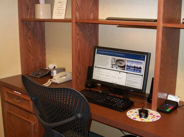 Hotel Hilton Garden Inn Elkhart  | Elkhart | Indiana | United States 15