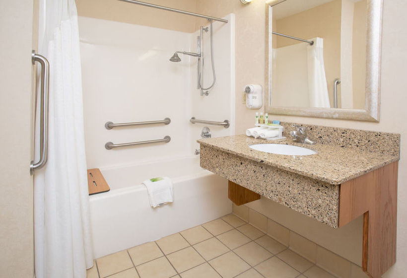 Hotel Holiday Inn Express Abilene  | Abilene | Kansas | United States 14