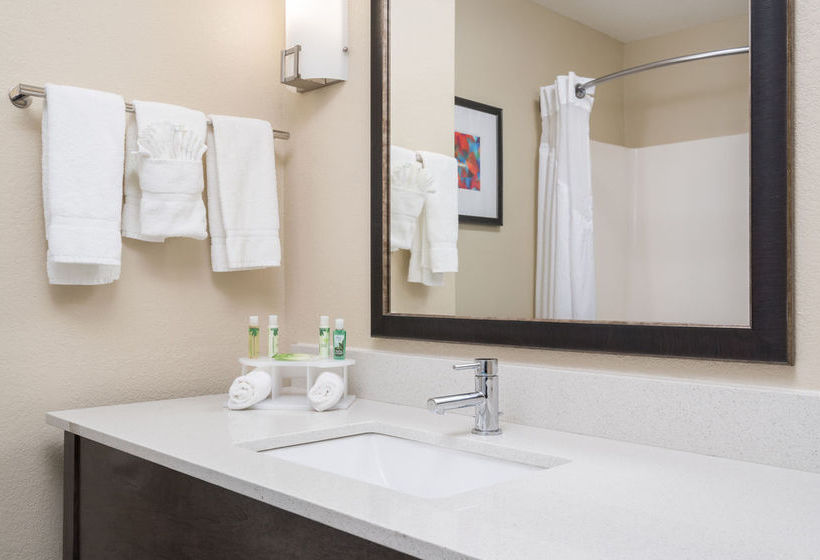 Hotel Holiday Inn Express Ames  | Ames | Iowa | United States 14