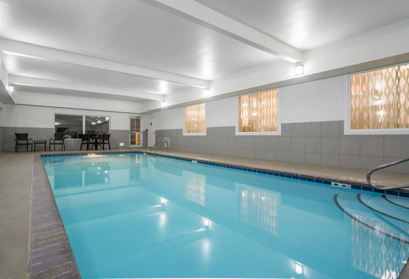 Hotel Holiday Inn Express Ames  | Ames | Iowa | United States 3