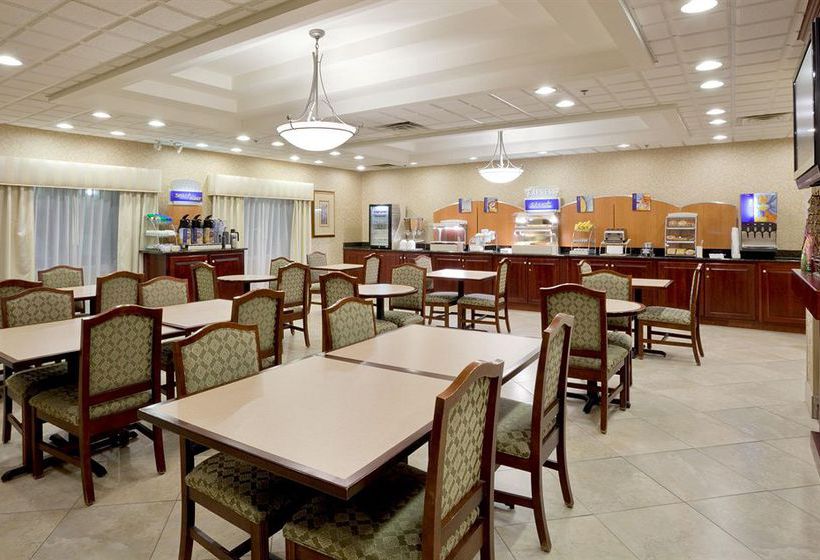 Hotel Holiday Inn Express Ann Arbor  | Ann Arbor | Michigan | United States 20