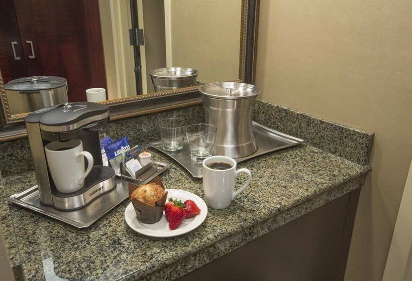 Hotel Hilton Raleigh-Durham Airport at Research Triangle Park  | Durham | North Carolina | United States 15