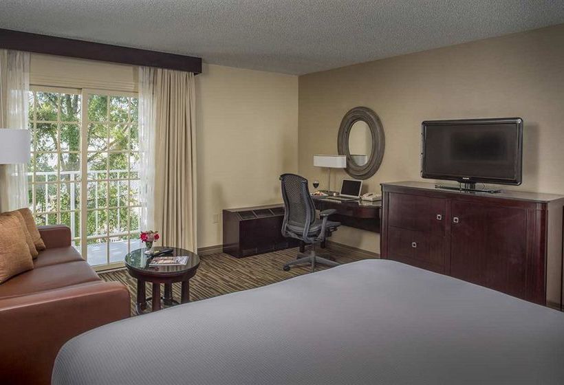 Hotel Hilton Raleigh-Durham Airport at Research Triangle Park  | Durham | North Carolina | United States 9