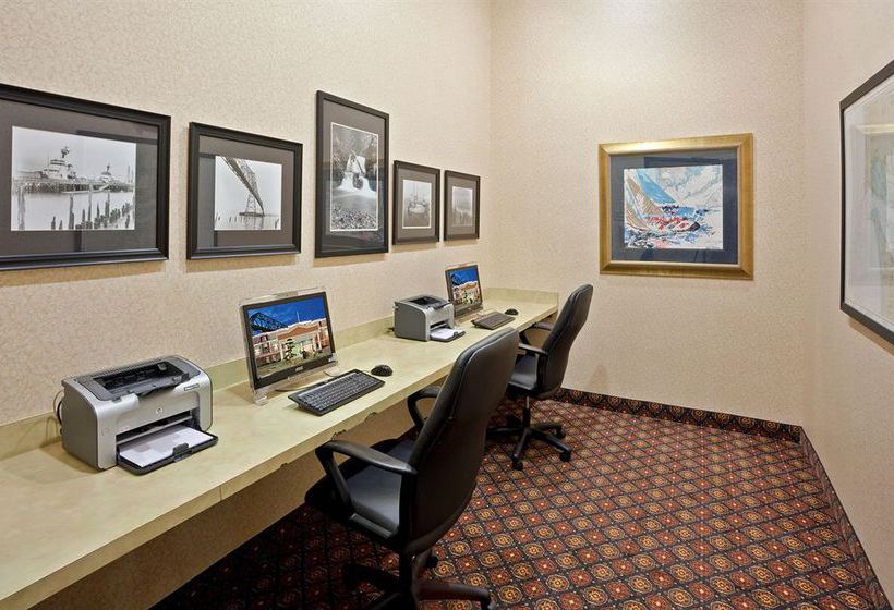 Hotel Holiday Inn Express Astoria  | Astoria | Oregon | United States 16