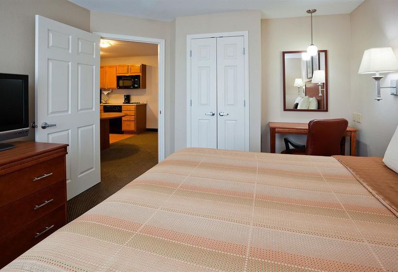 Hotel Candlewood Suites Wausau Rib Mountain  | Rothschild | Wisconsin | United States 13