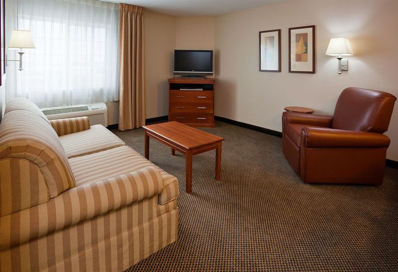 Hotel Candlewood Suites Wausau Rib Mountain  | Rothschild | Wisconsin | United States 4