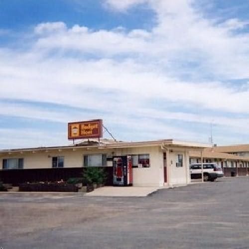 Budget Host Longhorn Motel  | Byers | Colorado | United States