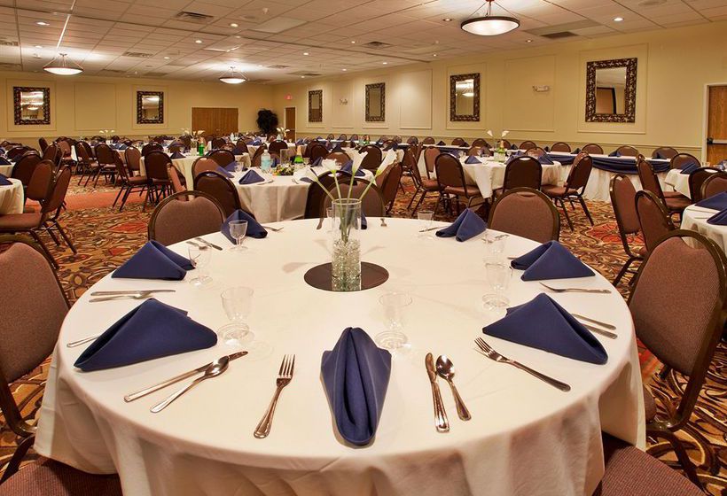 Hotel Holiday Inn Express Beatrice  | Beatrice | Nebraska | United States 8