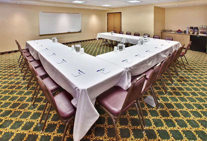 Holiday Inn Express Hotel & Suites Bellevue-Omaha Area  | Bellevue | Nebraska | Vereinigte Staaten 11