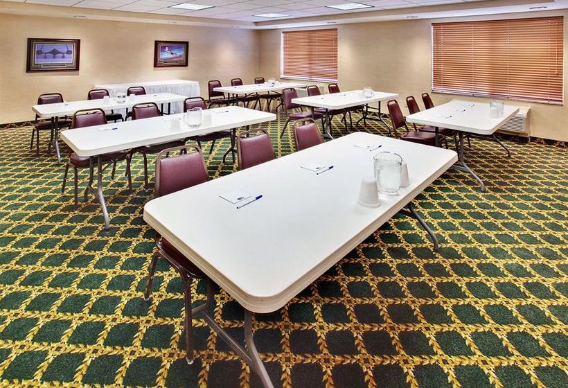 Holiday Inn Express Hotel & Suites Bellevue-Omaha Area  | Bellevue | Nebraska | Vereinigte Staaten 15