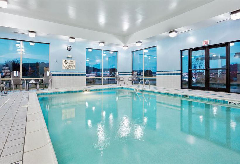 Hotel Holiday Inn Express Bloomsburg  | Bloomsburg | Pennsylvania | United States 17