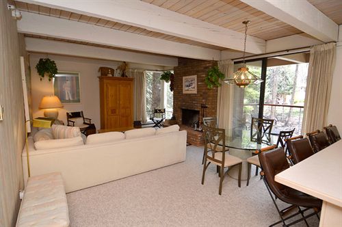 Hotel Chateau Chaumont Standard Condos  | Aspen | Colorado | United States 10