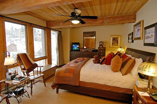 Hotel Chateau Chaumont Standard Condos  | Aspen | Colorado | United States 19