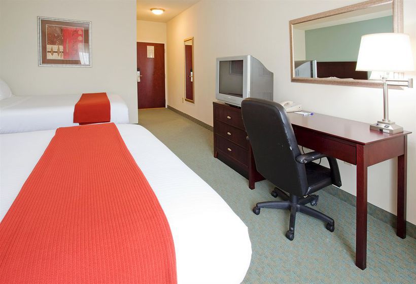 Hotel Holiday Inn Express Charlotte Arrowood  | Charlotte | North Carolina | United States 4