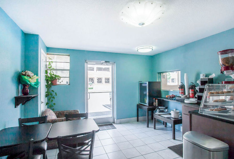 Hotel Rodeway Inn Memphis  | Memphis | Tennessee | United States 5