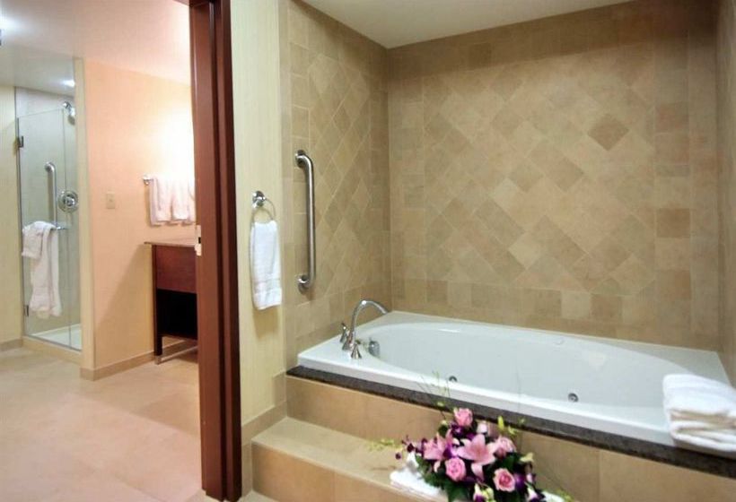 Hotel Embassy Suites Anchorage  | Anchorage | Alaska | United States 19