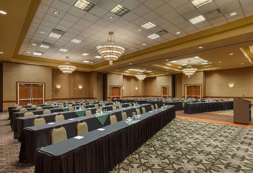 Hotel Embassy Suites Portland Airport  | Portland | Oregon | United States 11