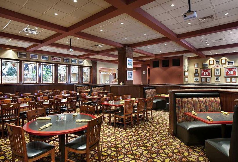 Hotel Embassy Suites Lincoln  | Lincoln | Nebraska | United States 20