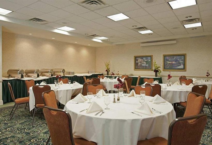 Hotel Hilton Garden Inn Plymouth  | Plymouth | Michigan | United States 3