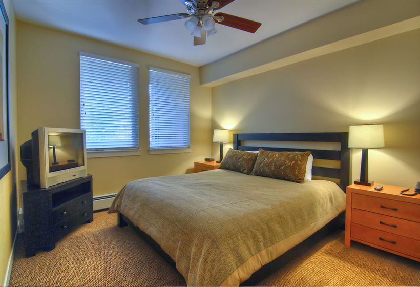 Hotel Fraser Crossing & Founders Pointe  | Winter Park | Colorado | United States 15