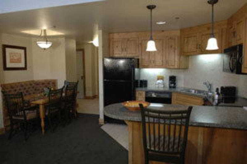 Hotel Grand Summit  | Park City | Utah | United States 13