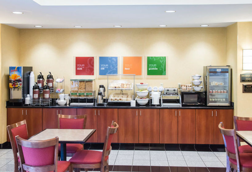 Hotel Comfort Suites Cincinnati Airport 