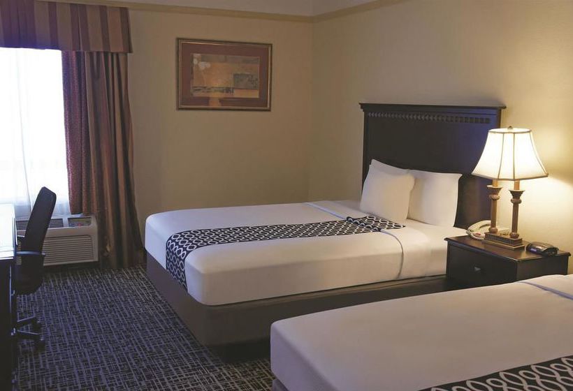 Hotel La Quinta Inn & Suites Brownwood  | Brownwood | Texas | United States 3