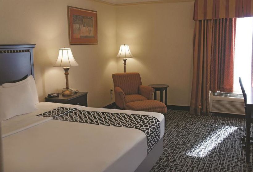 Hotel La Quinta Inn & Suites Brownwood  | Brownwood | Texas | United States 5