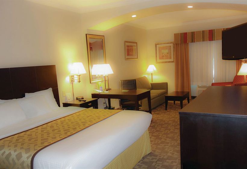 Hotel La Quinta Inn & Suites Garland Harbor Point  | Garland | Texas | United States 5