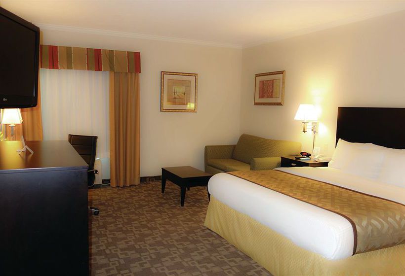 Hotel La Quinta Inn & Suites Garland Harbor Point  | Garland | Texas | United States 6