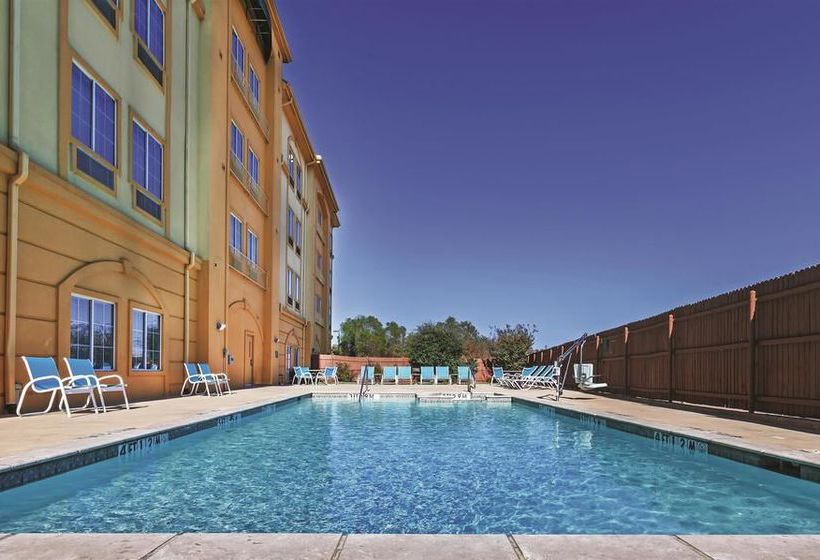 Hotel La Quinta Inn & Suites Paris  | Paris | Texas | United States 18